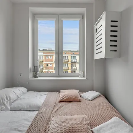 Rentplanet - Heweliusza Appartement *