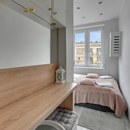 Apartment Rentplanet - Heweliusza Gdansk